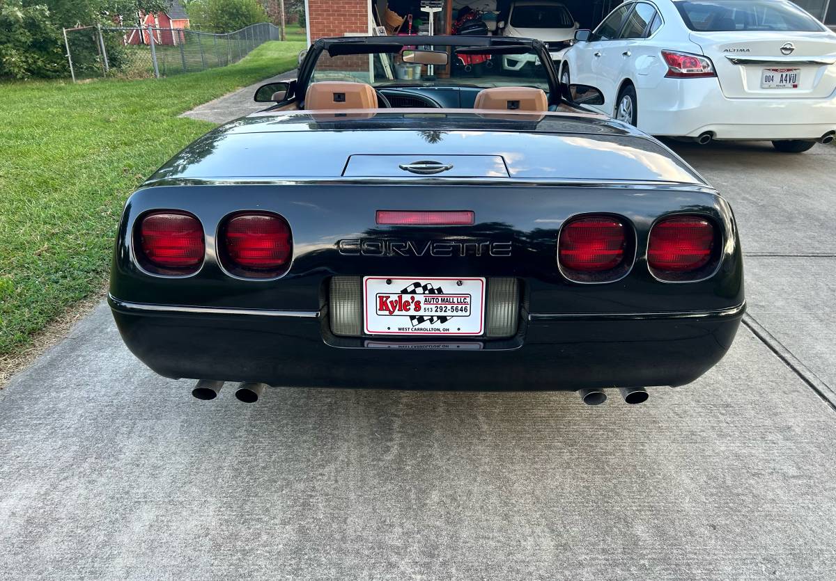 Chevrolet-corvette-1991-black-10