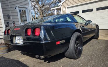 Chevrolet-corvette-1991-black-3
