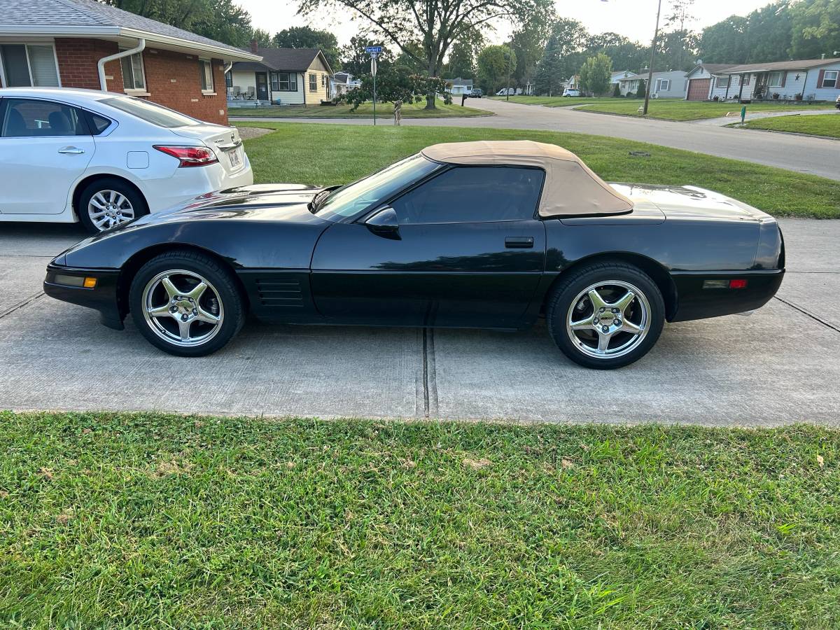 Chevrolet-corvette-1991-black-4