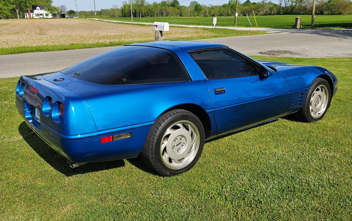 Chevrolet-corvette-1991-blue-4