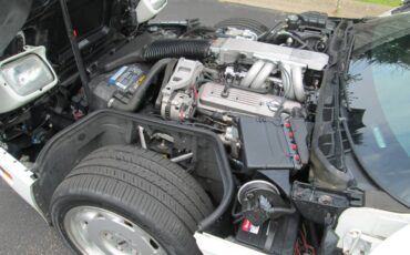 Chevrolet-corvette-1991-white-15