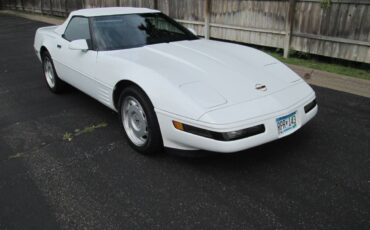 Chevrolet-corvette-1991-white-19
