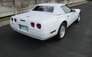 Chevrolet-corvette-1991-white-22