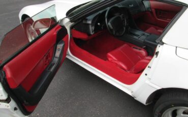 Chevrolet-corvette-1991-white-4