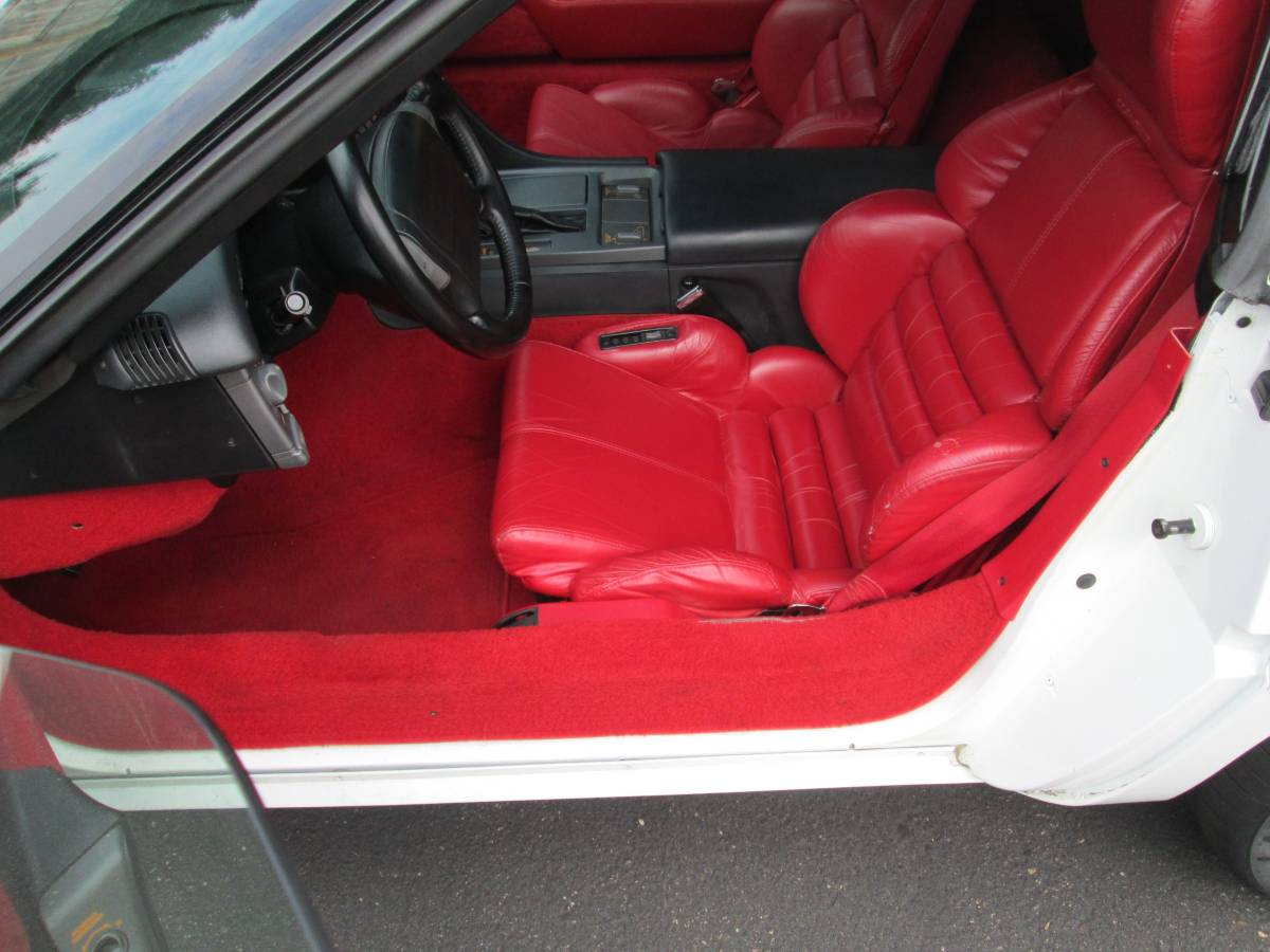 Chevrolet-corvette-1991-white-5