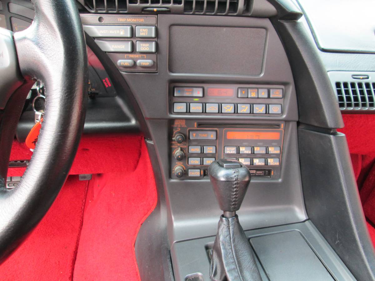 Chevrolet-corvette-1991-white-9