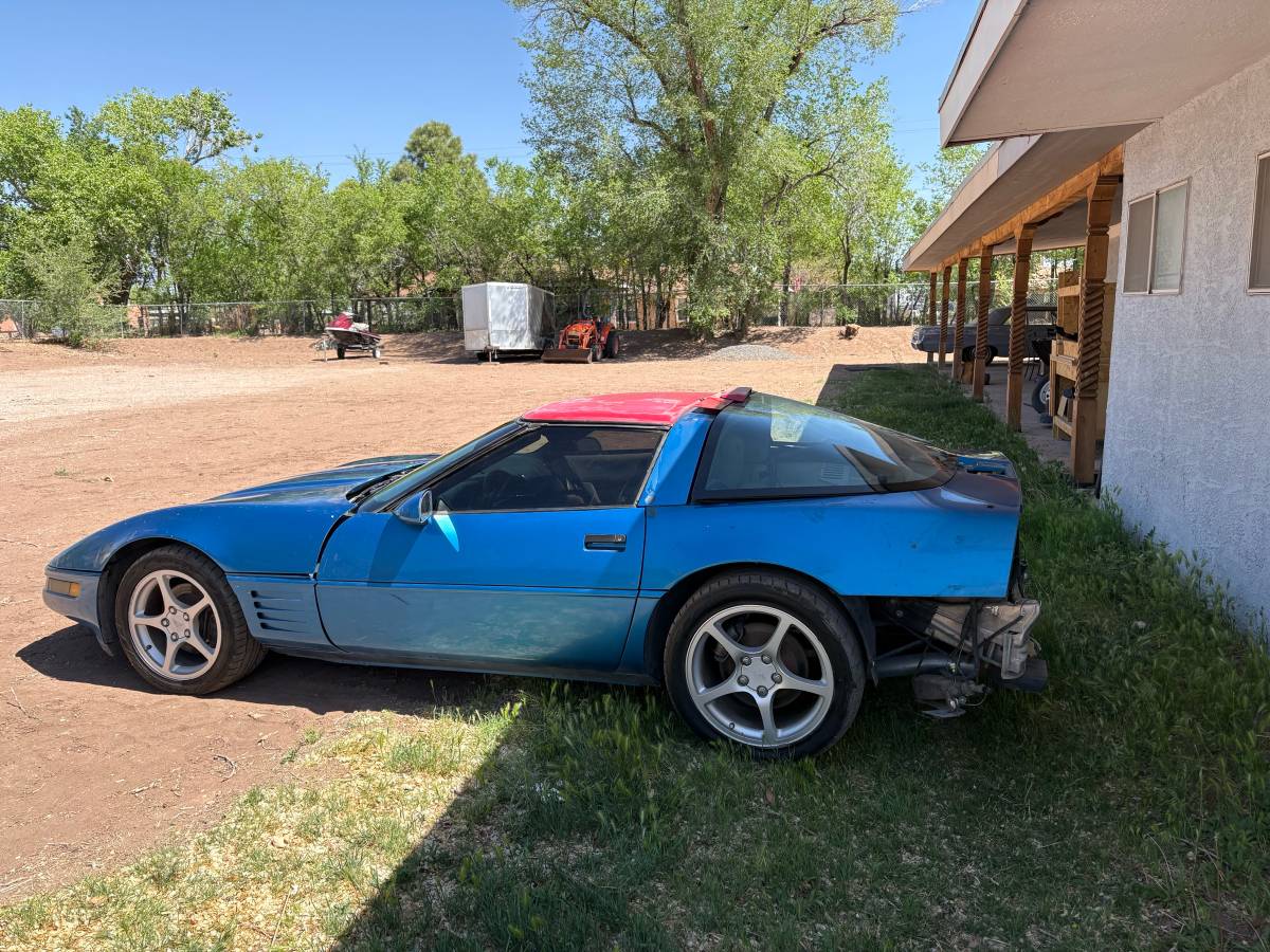Chevrolet-corvette-1992-blue-2