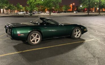 Chevrolet-corvette-1992-green-1