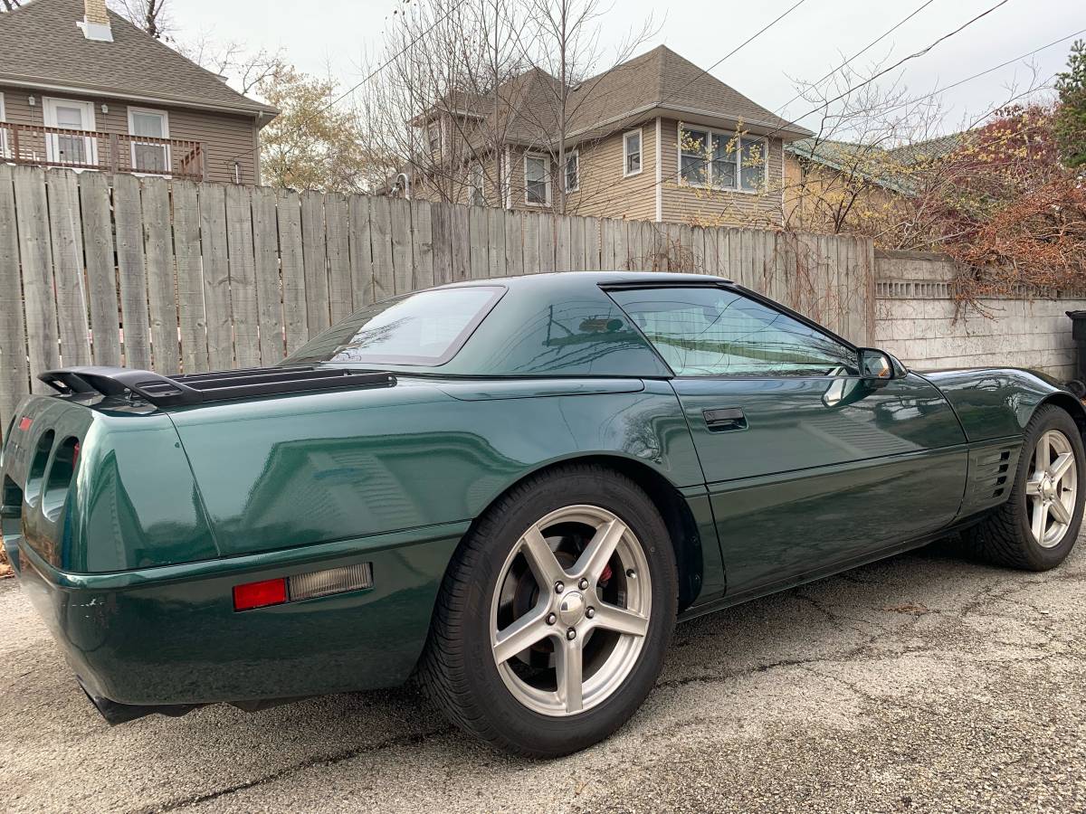 Chevrolet-corvette-1992-green-11