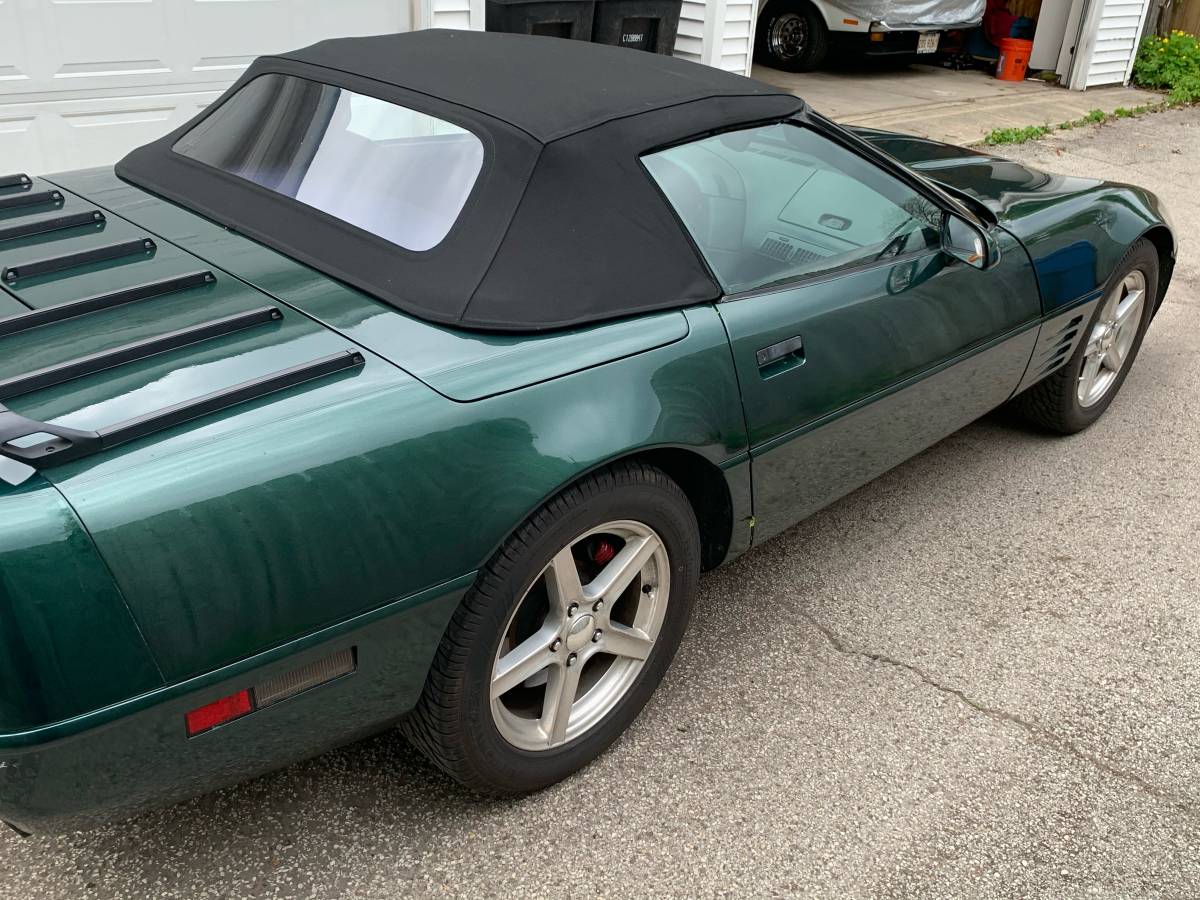 Chevrolet-corvette-1992-green-12