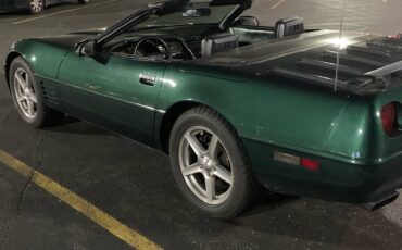Chevrolet-corvette-1992-green