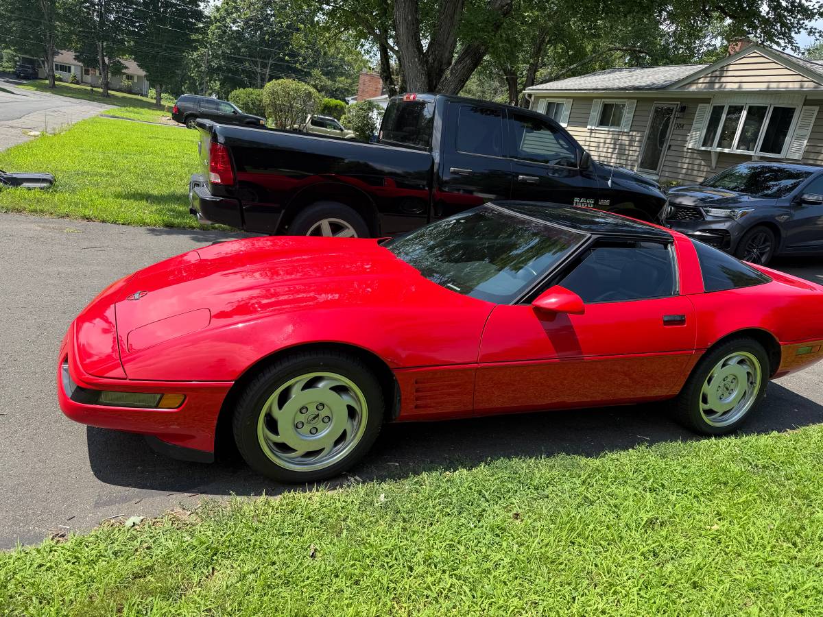 Chevrolet-corvette-1992-red-5