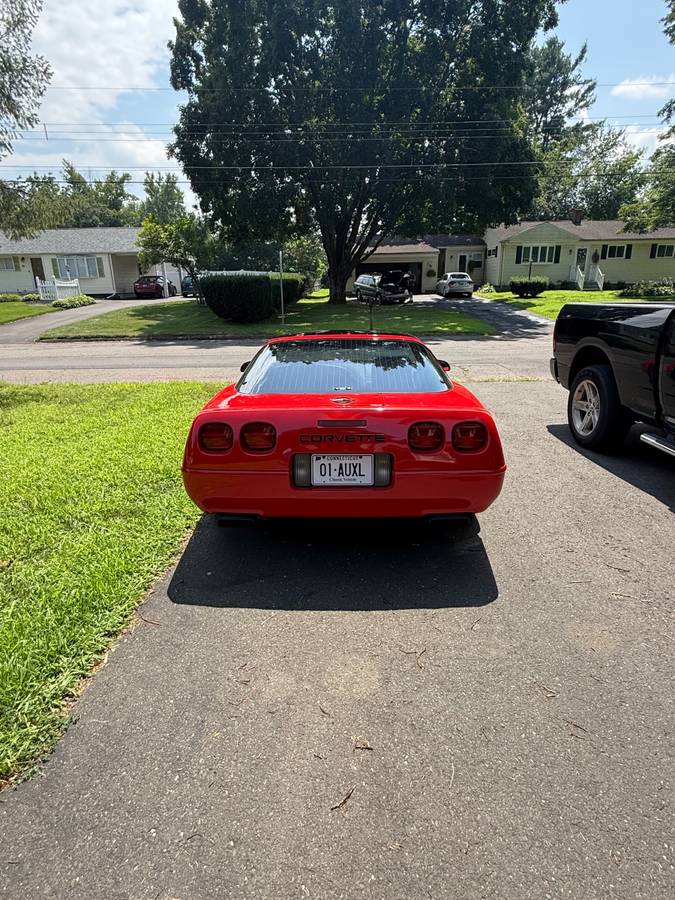 Chevrolet-corvette-1992-red-8