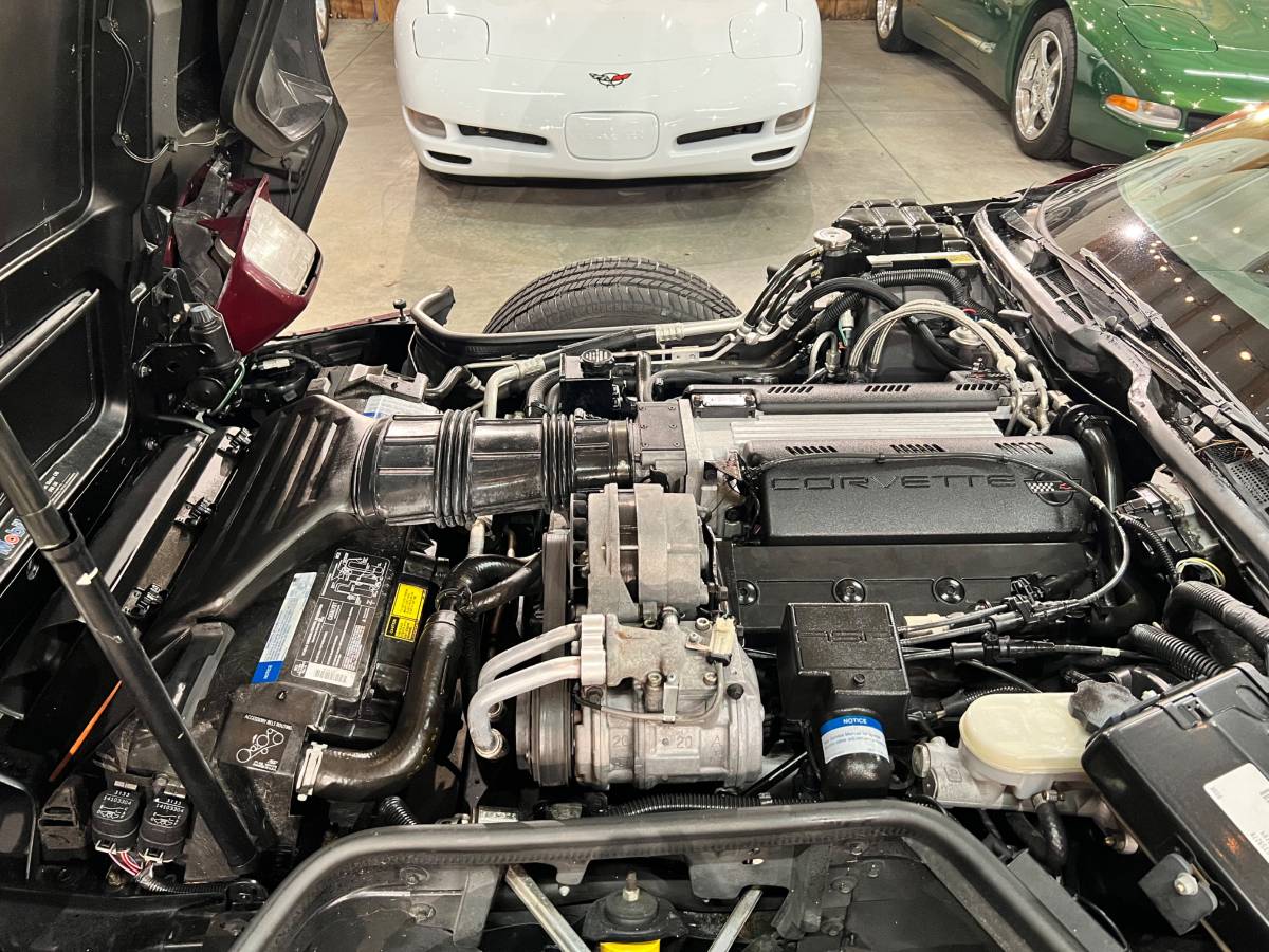 Chevrolet-corvette-1993-13