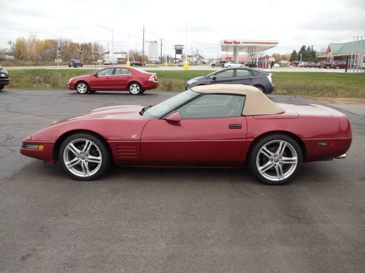 Chevrolet-corvette-1993-custom-2