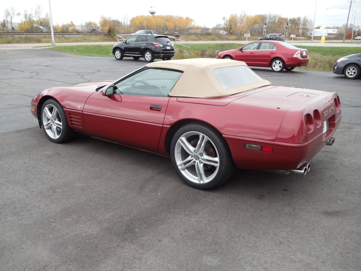 Chevrolet-corvette-1993-custom-4