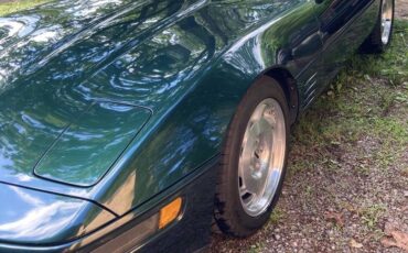 Chevrolet-corvette-1993-green-2