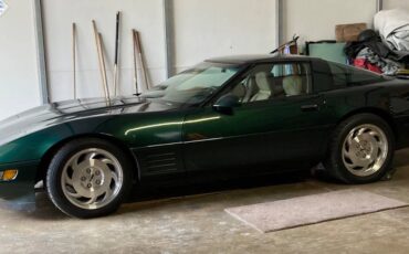 Chevrolet-corvette-1993-green