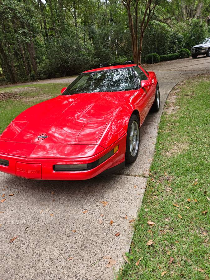 Chevrolet-corvette-1993-red-1