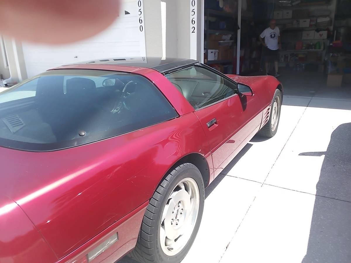Chevrolet-corvette-1993-red-3