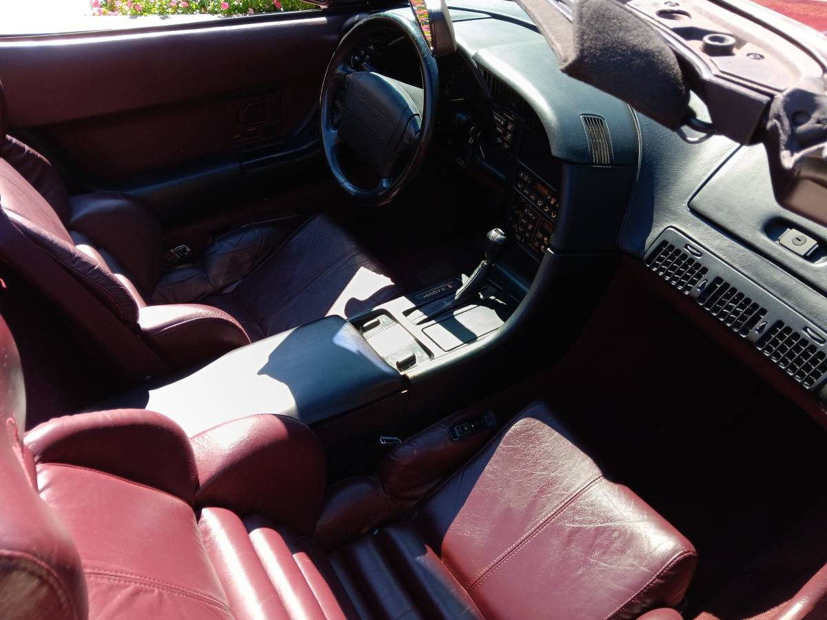 Chevrolet-corvette-1993-red-6