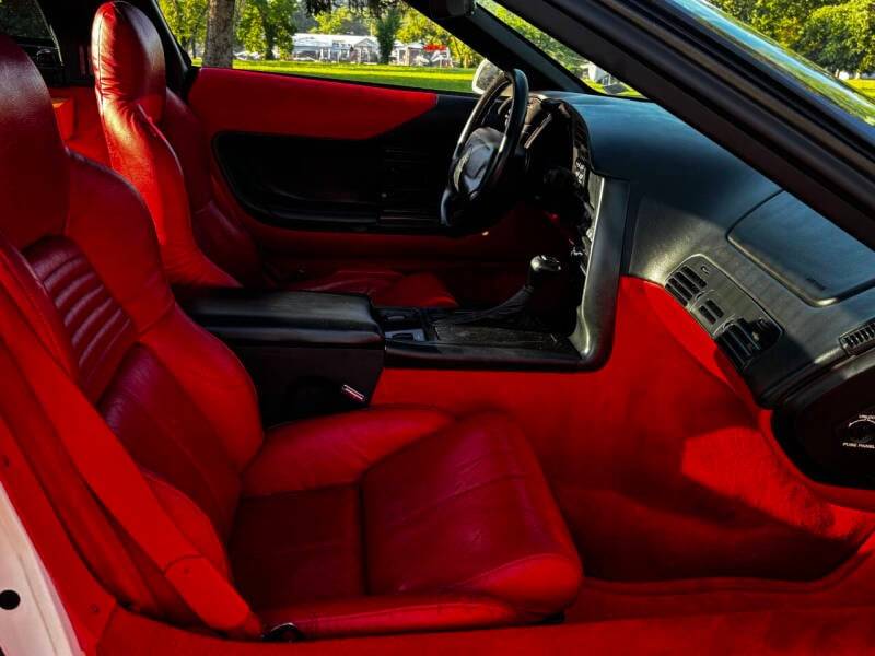 Chevrolet-corvette-1994-12