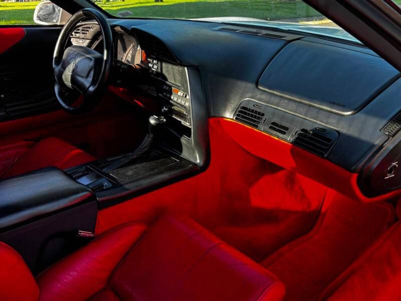 Chevrolet-corvette-1994-13