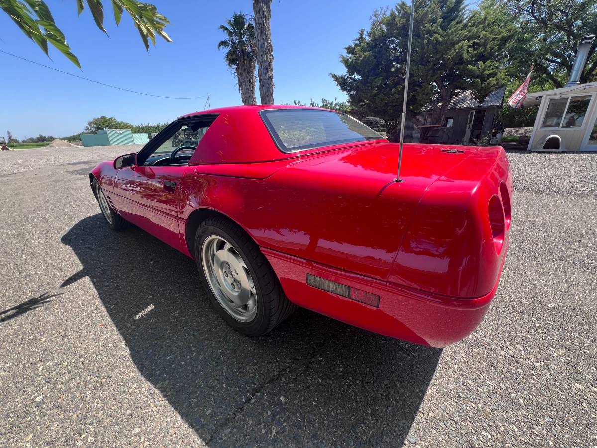 Chevrolet-corvette-1994-2