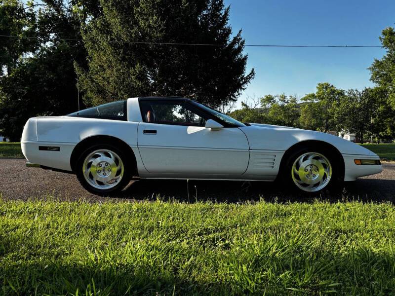 Chevrolet-corvette-1994-7