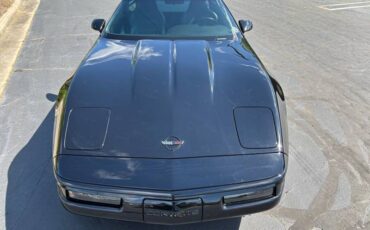 Chevrolet-corvette-1994-black-1