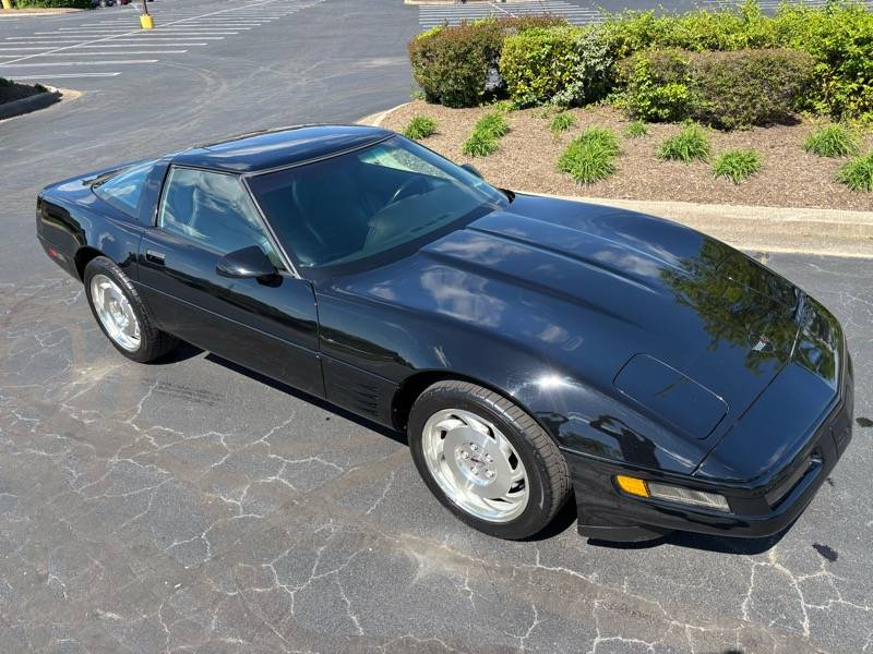 Chevrolet-corvette-1994-black-16
