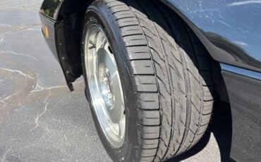 Chevrolet-corvette-1994-black-22