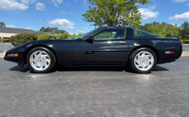Chevrolet-corvette-1994-black-6