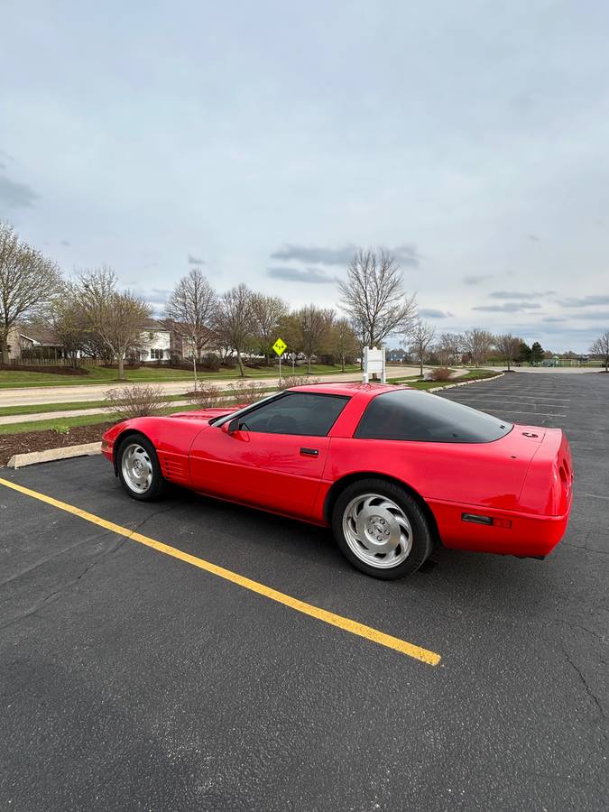 Chevrolet-corvette-1994-red-2