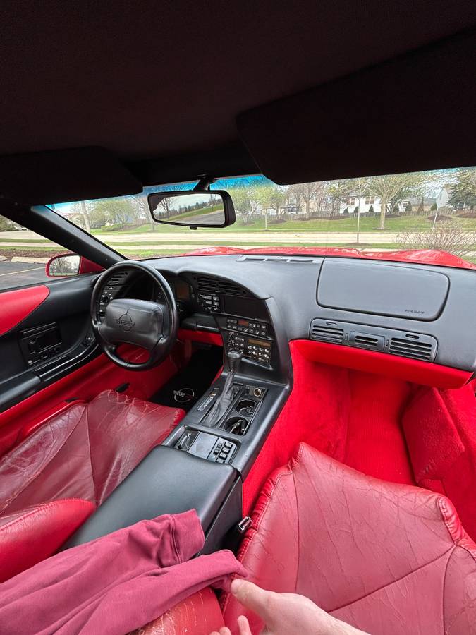 Chevrolet-corvette-1994-red-5