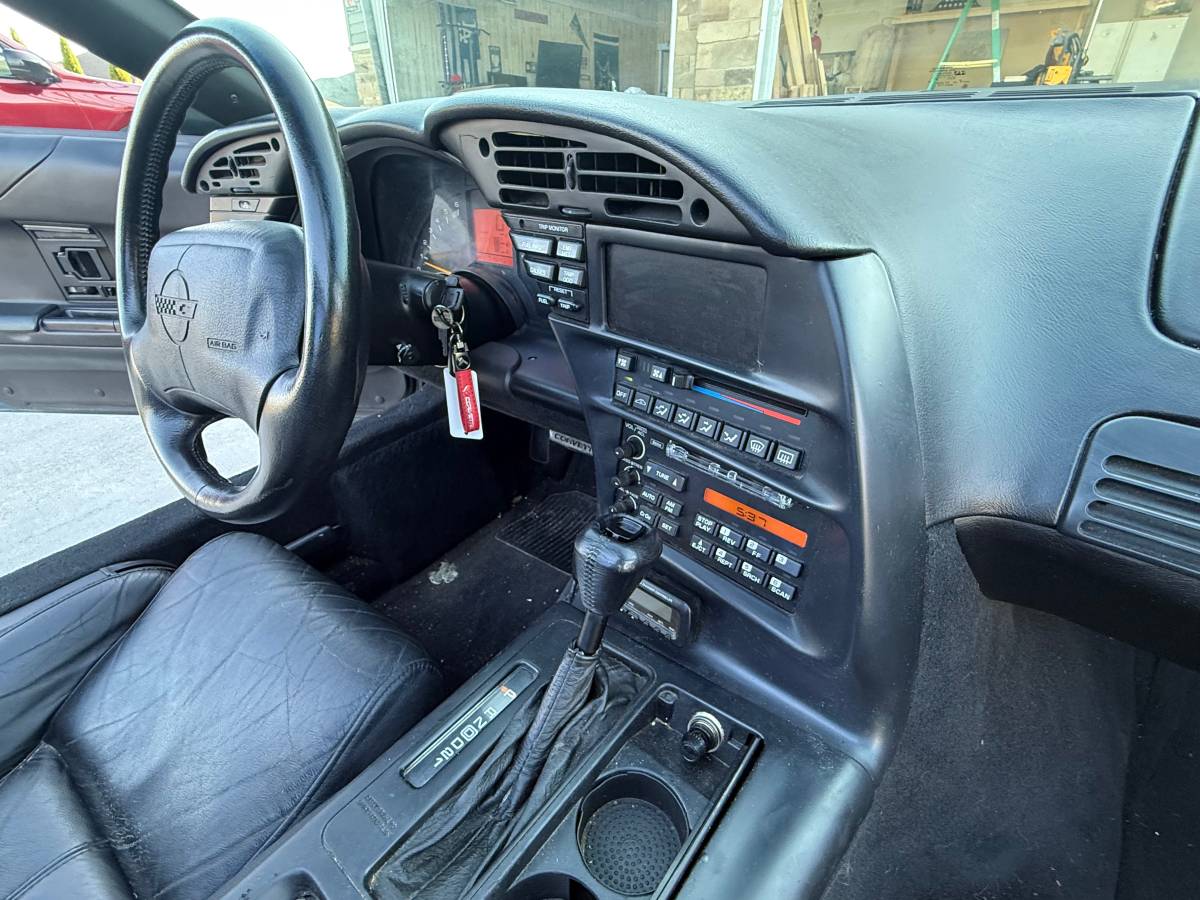 Chevrolet-corvette-1995-19