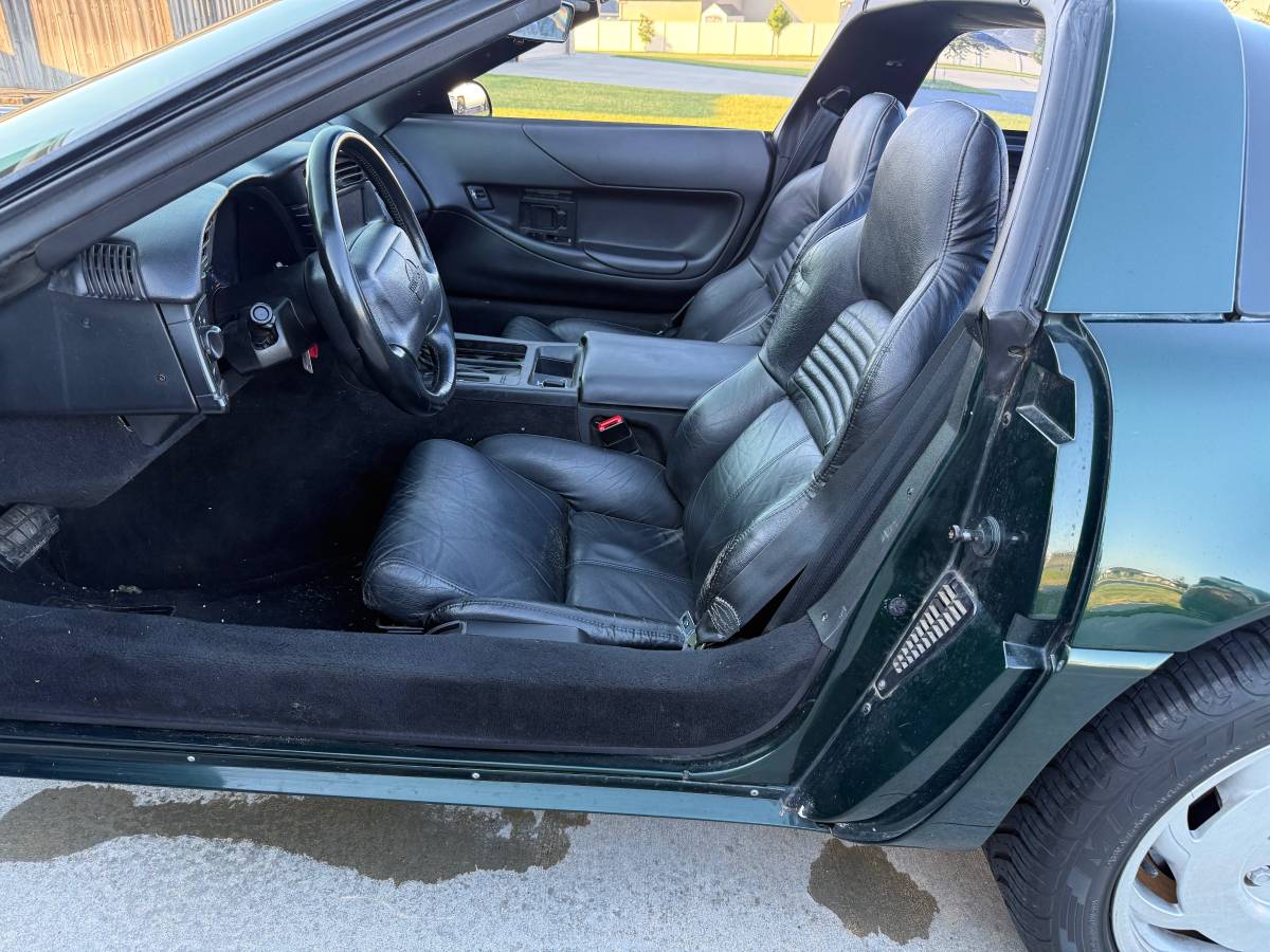 Chevrolet-corvette-1995-2
