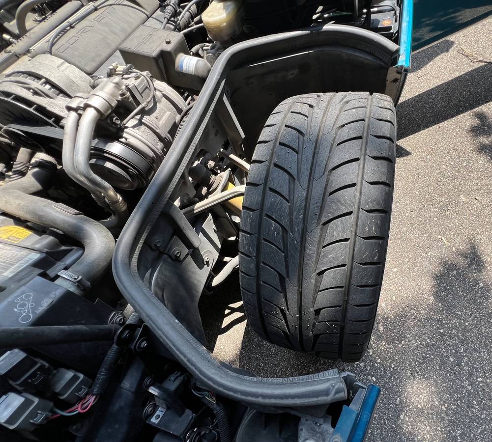 Chevrolet-corvette-1995-blue-5