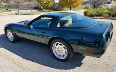 Chevrolet-corvette-1995-green