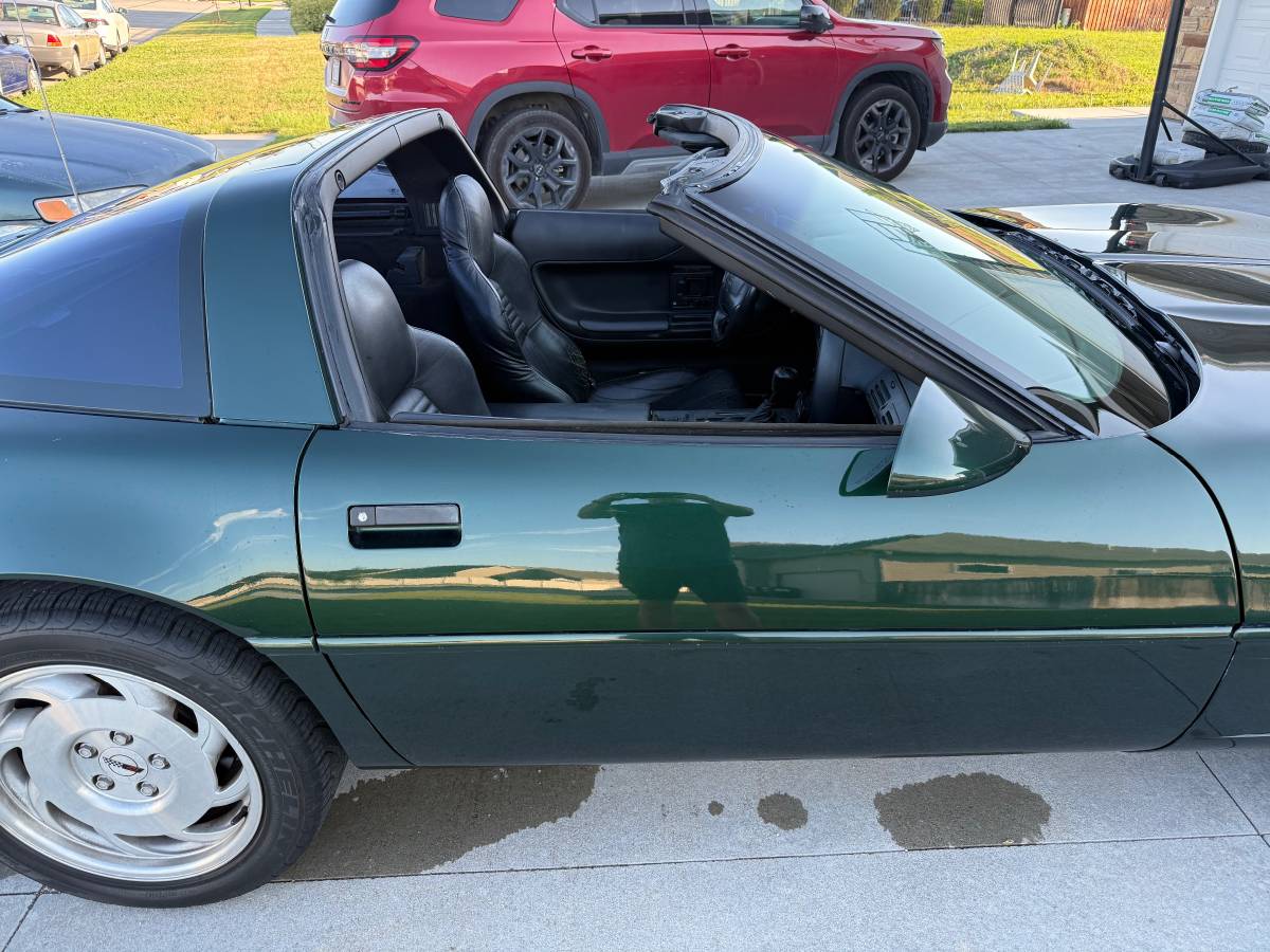 Chevrolet-corvette-1995