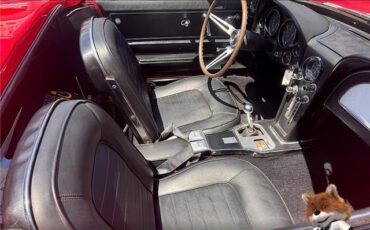 Chevrolet-corvette-Matching-Numbers-1966-Convertible-16