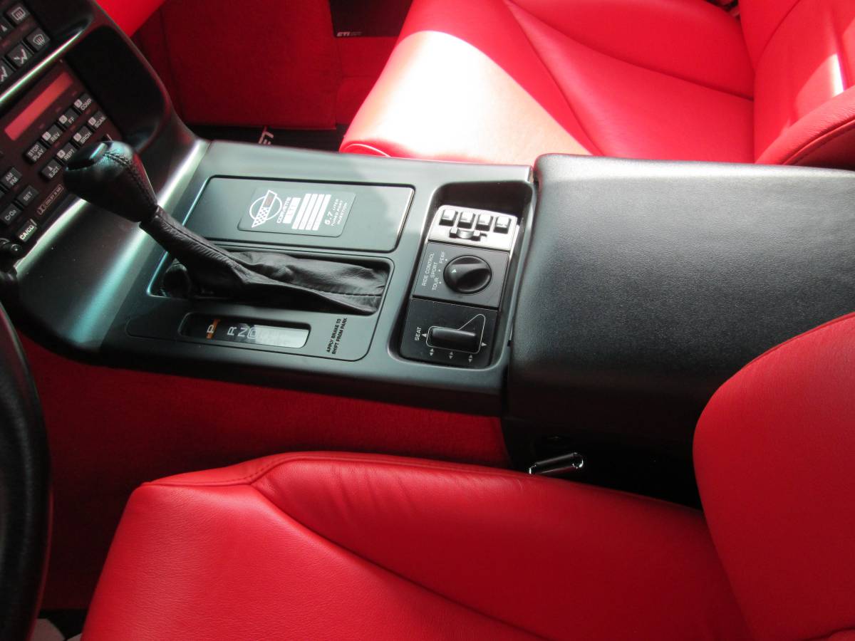 Chevrolet-corvette-amp-convertible-1994-custom-11