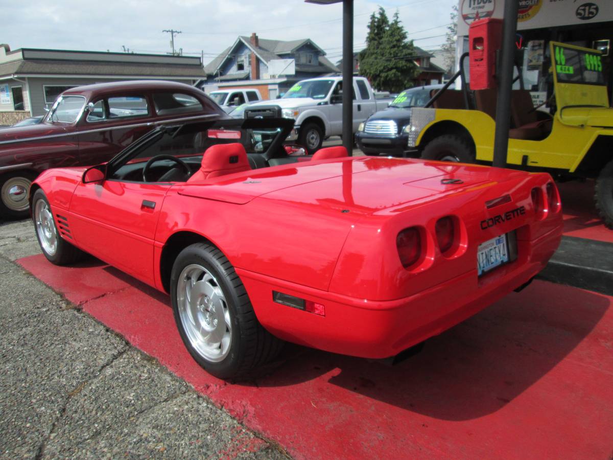 Chevrolet-corvette-amp-convertible-1994-custom-6
