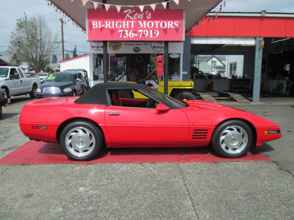 Chevrolet-corvette-amp-convertible-1994-custom