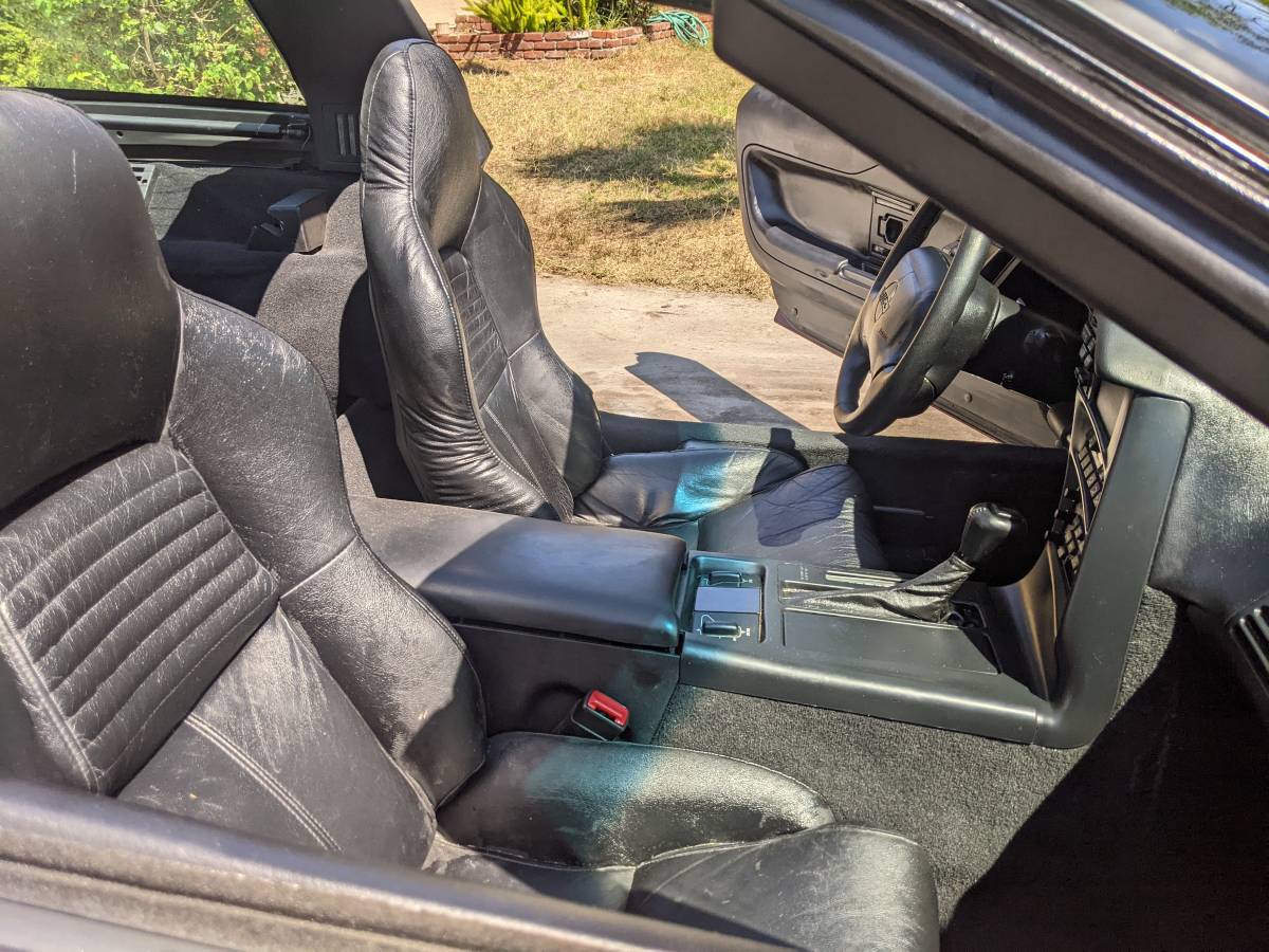 Chevrolet-corvette-amp-convertible-1995-12