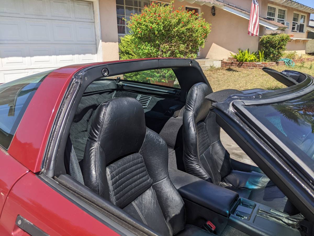 Chevrolet-corvette-amp-convertible-1995-14