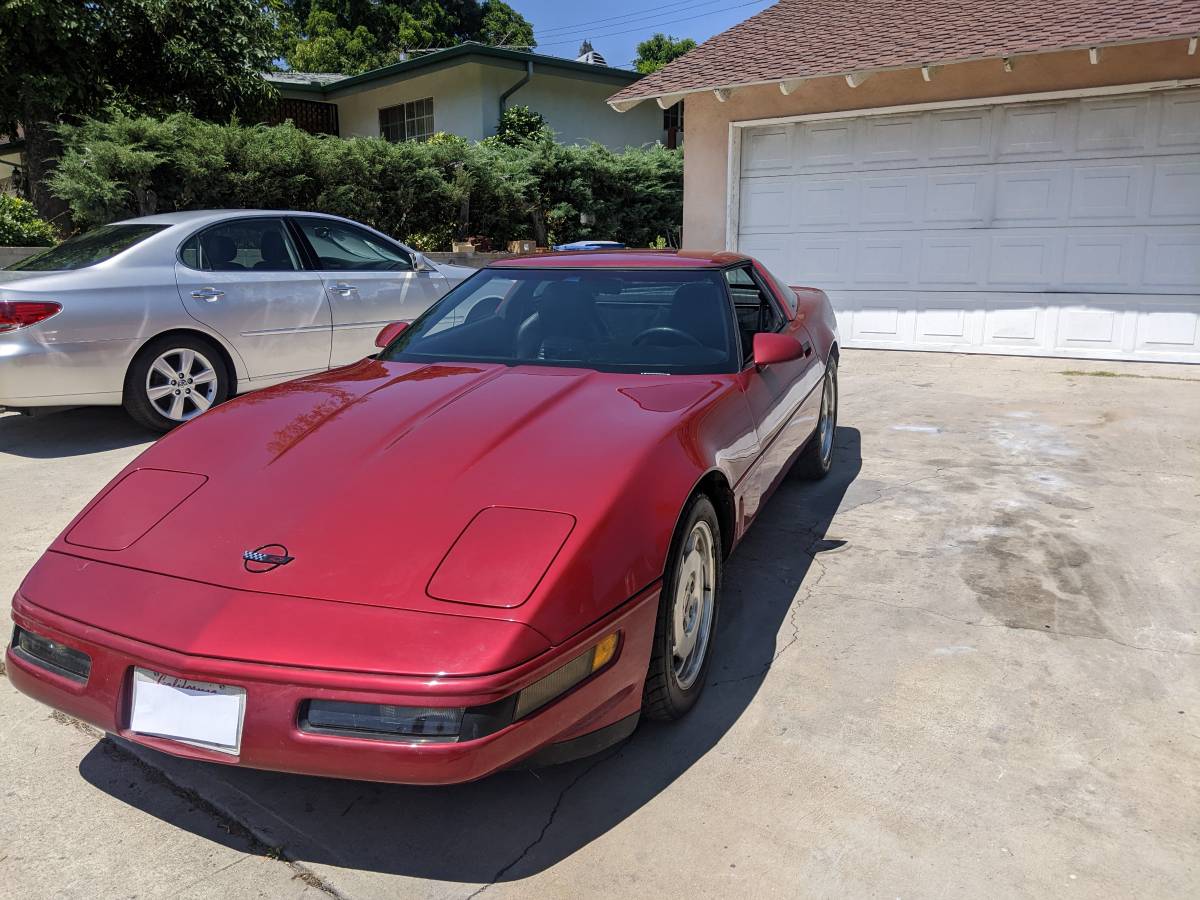 Chevrolet-corvette-amp-convertible-1995-9