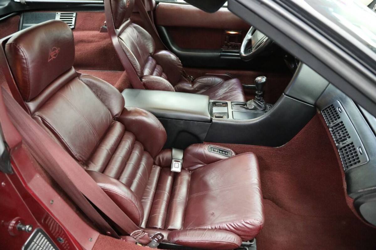 Chevrolet-corvette-base-2dr-hat-1993-red-13
