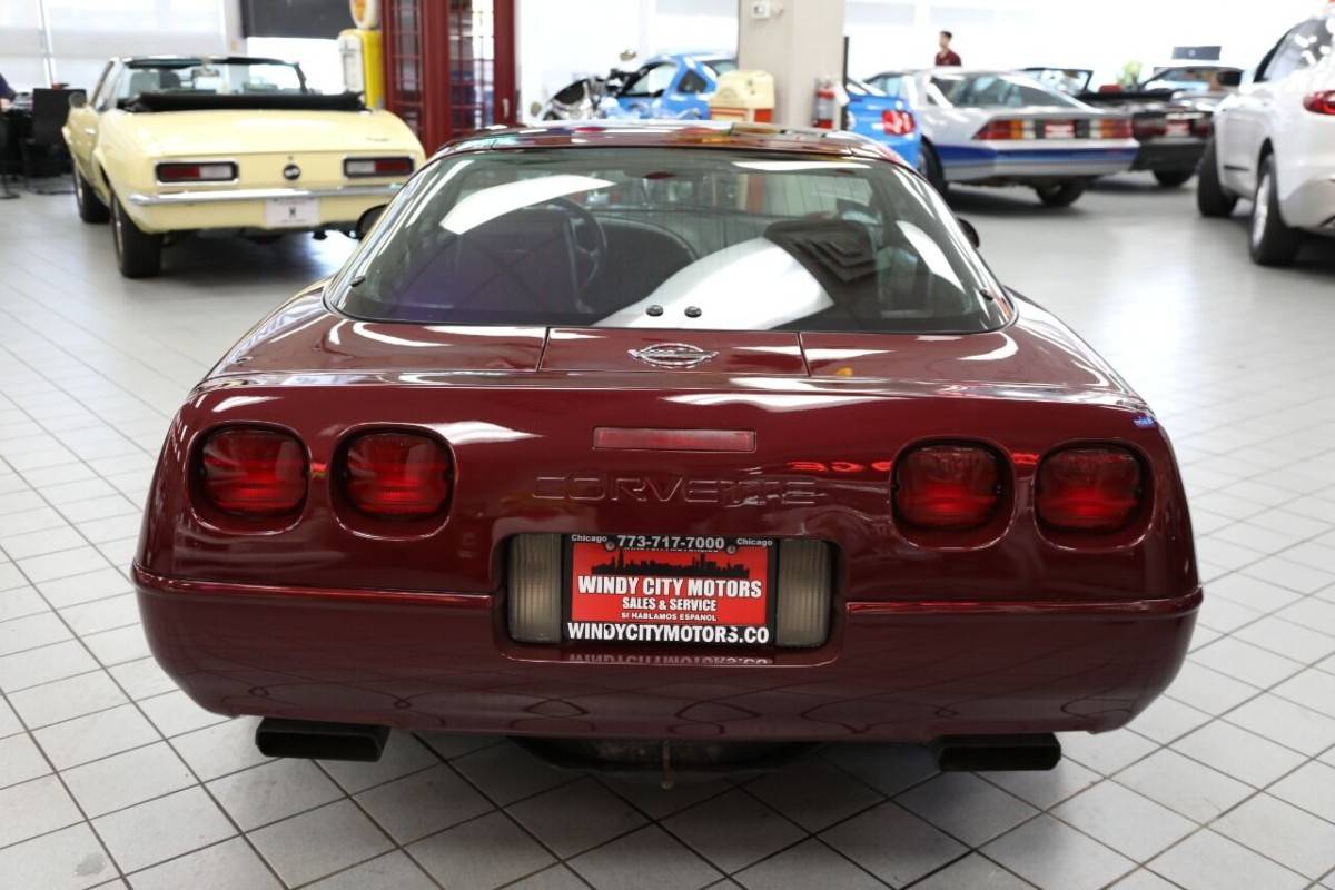 Chevrolet-corvette-base-2dr-hat-1993-red-2