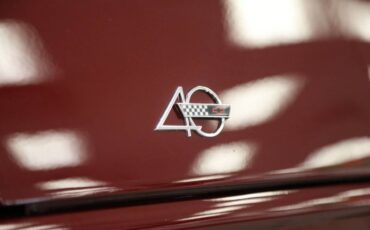 Chevrolet-corvette-base-2dr-hat-1993-red-20